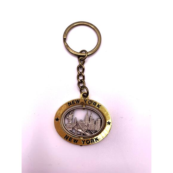 Vintage New York Skyline WTC, Twin Towers, Statue of Liberty, Empire Key Chain - Picture 2 of 3